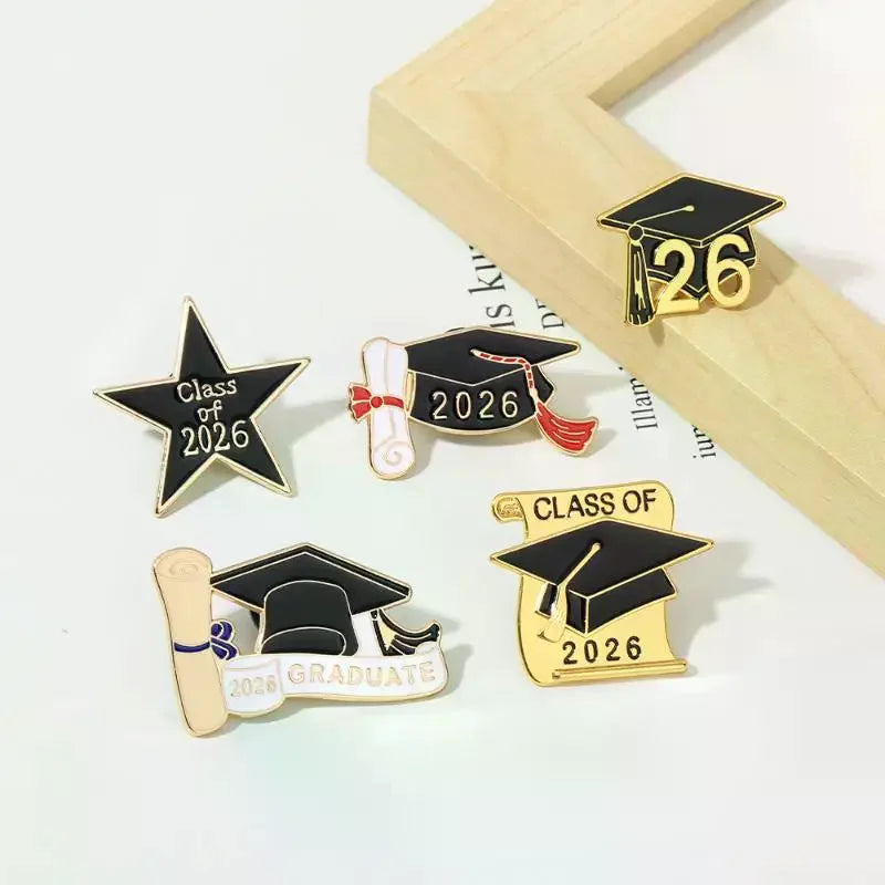 2/6Pcs Metal Baking Paint Brooch Graduation Season Souvenir Texture Jewelry Brooch Multifunctional Backpack Hat Clothing Decor Qme