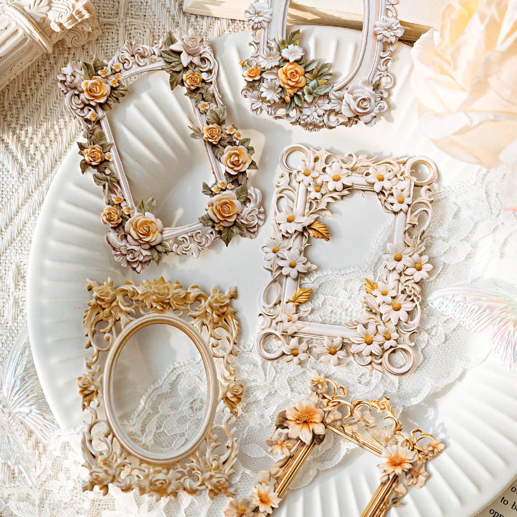 TIANZI 10 pcs Relief Retro Frame hollow-out Flowers Picture Frame Gorgeous Relief Hand Tent DIY Decorative Collage Material Qme