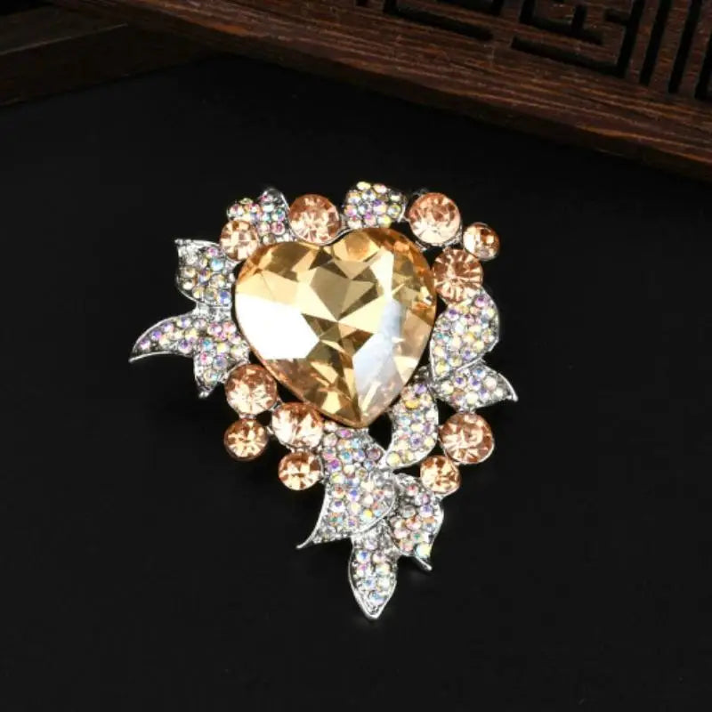 Fashion Exquisite Rhinestone Crystal Flower Brooch For Women Clothing Coat Jewelry Accessries Gifts Qme A8