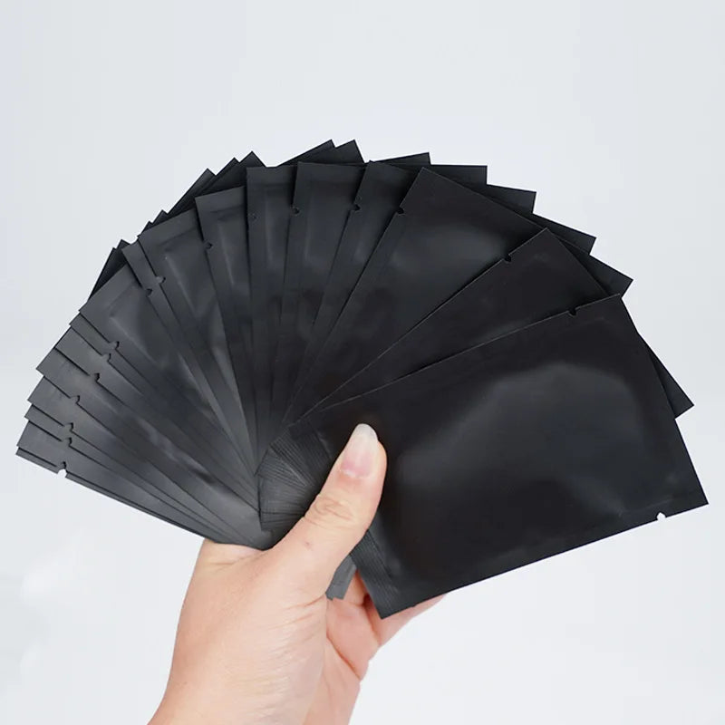 50Pairs Padding UV Black Patches Eyelash Extension Eye Gel Pads Qme