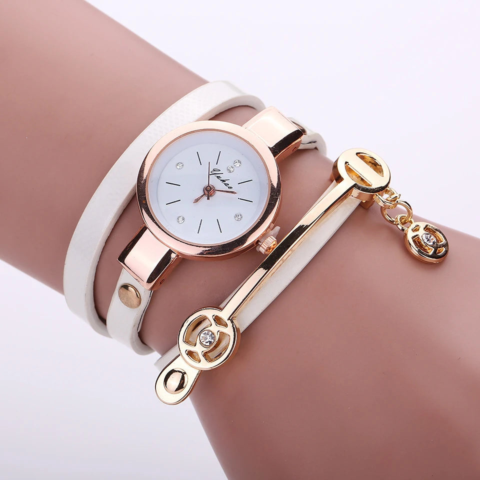 Reloj Fashion Women Bracelet Watch Gold Quartz Gift Watch Wristwatch Women Dress Leather Casual Bracelet Watches Hot Selling Qme