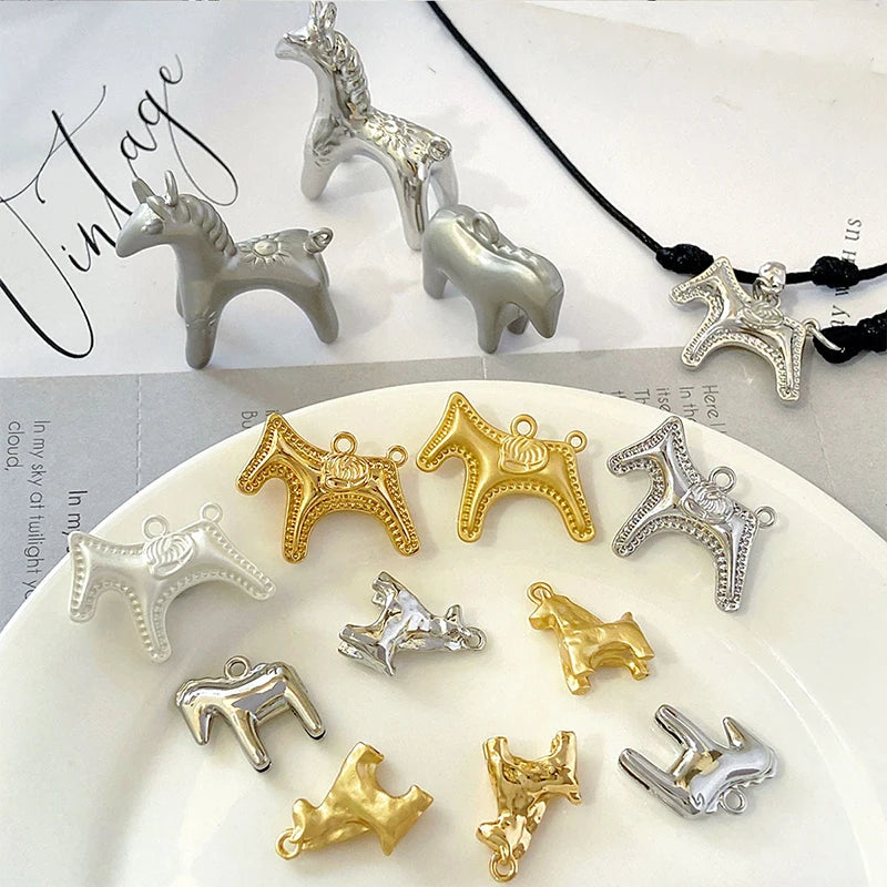 1Pcs Cute Gold Silver Color Horse Charms Pendants For Jewelry Making Necklace Earrings Bracelet DIY Accessories Supplies Qme