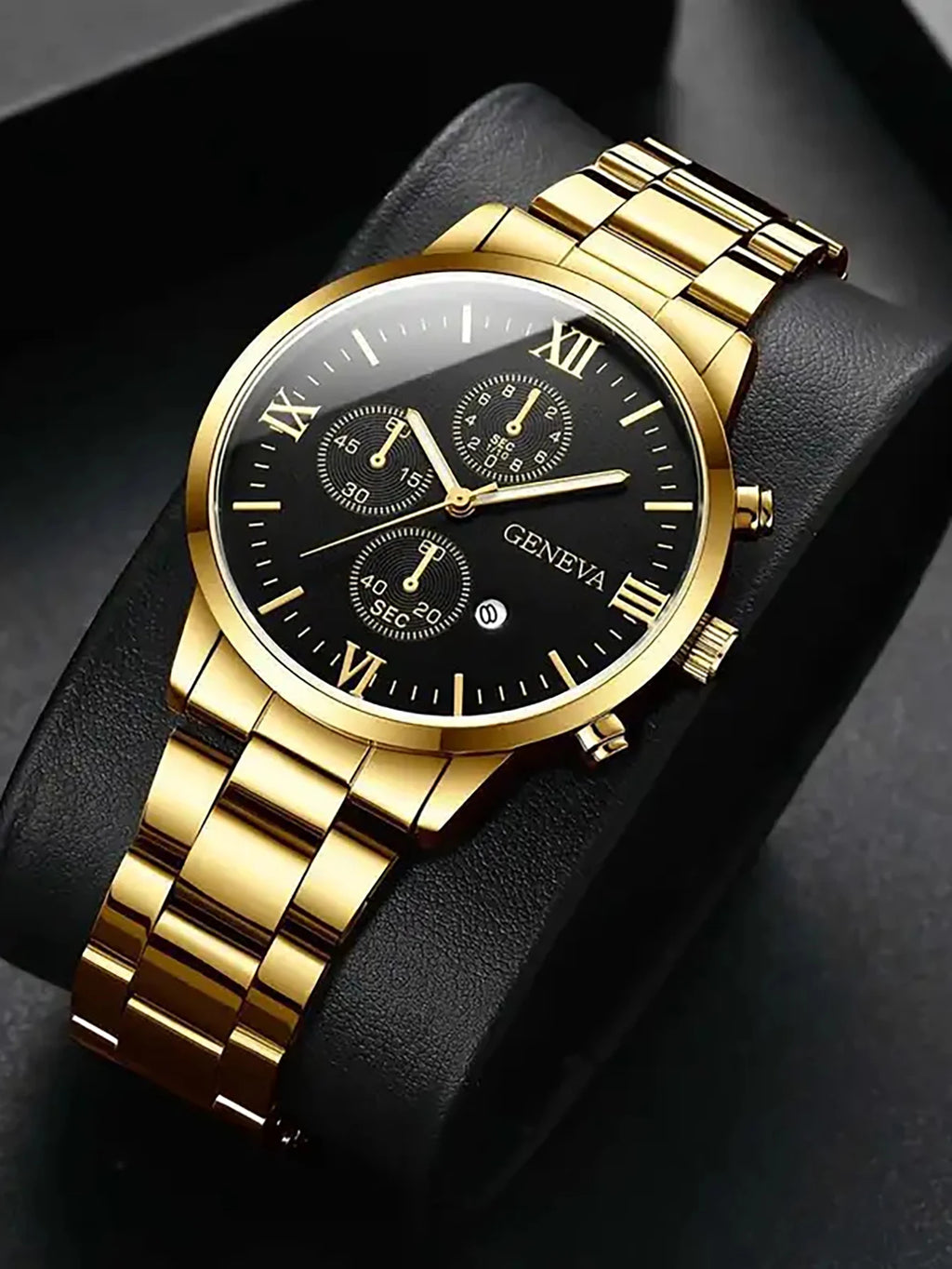 A men's quartz watch paired with a bracelet, necklace and ring. Suitable as a birthday gift. Does not include the box. Qme