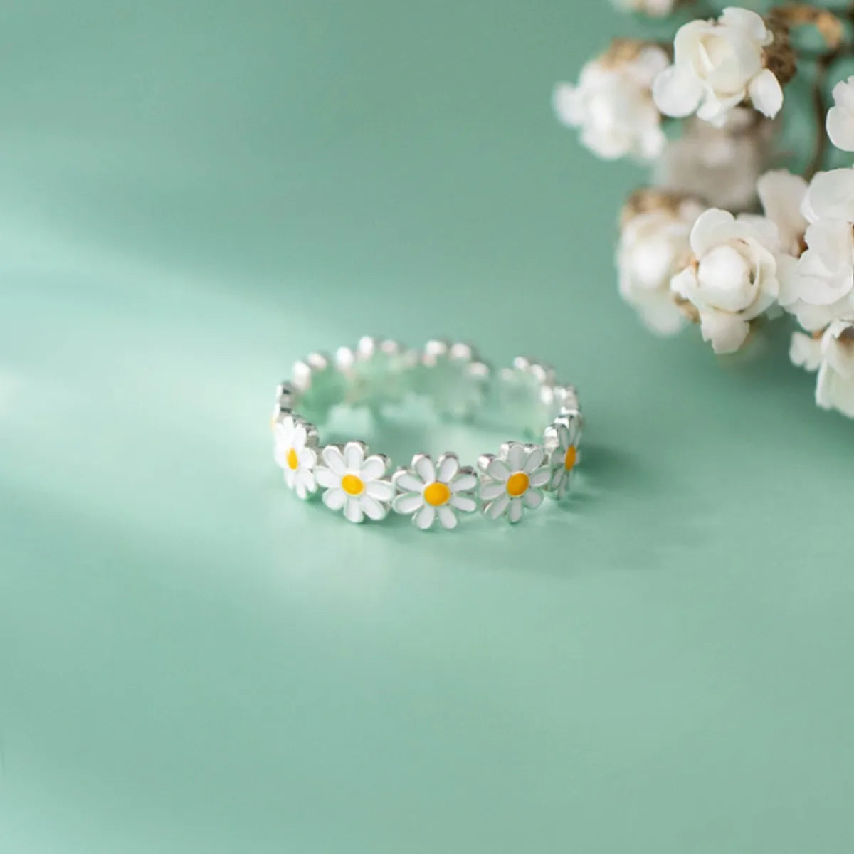Vintage Daisy Flower Rings for Women Korean Style Adjustable Opening Finger Simple Ring Wedding Engagement Statement Jewelry Gif Qme