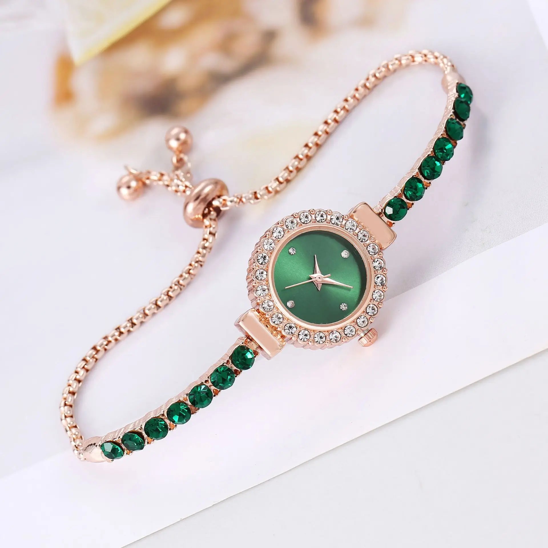 Relógio de quartzo analógico com pulseira requintada da moda feminina (sem caixa) Qme green