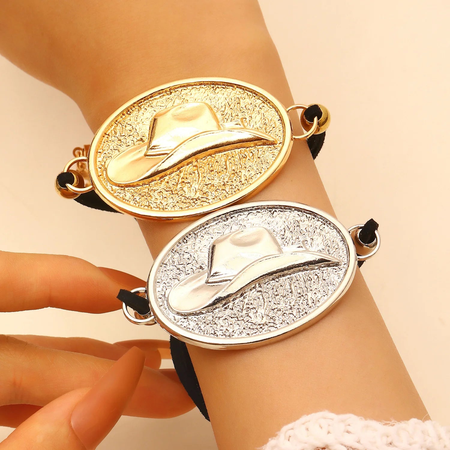 2PCS Boho Ethnic Western Cowboy Hat Rope Bracelet,Oval Texture Exaggerated Hand Jewelry for Vintage Statement Fashion Bangle Qme SilverGold-2PCS