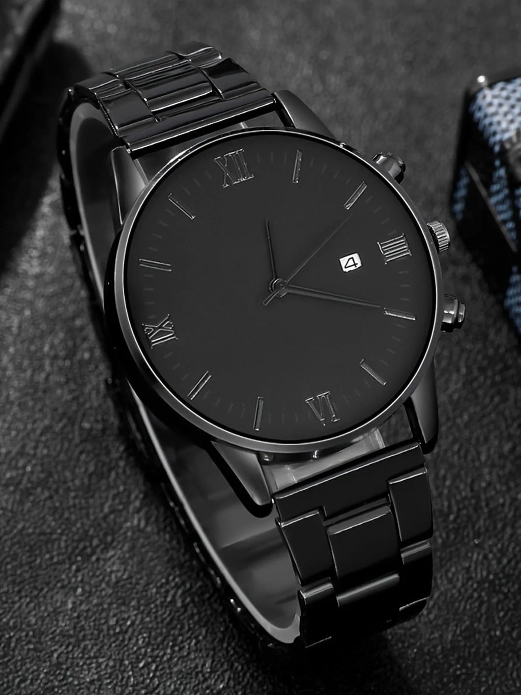 4pcsFashionable men's stainless steel strap Geneva casual business calendar quartz watch ring cross necklace bracelet set Qme