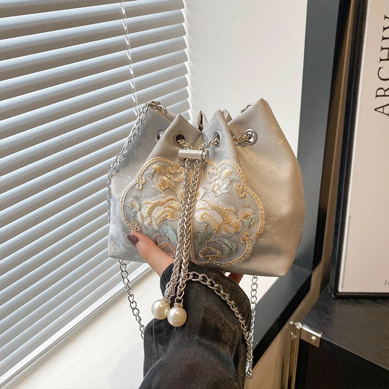 Chinese Style Fine Embroidery Ladies Handbags Fashion Shoulder Bag Daily Party Tote Handbag For Women Qme