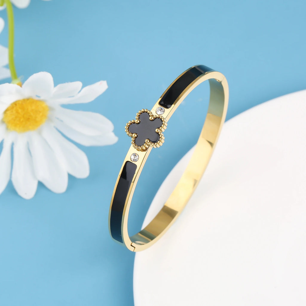 Hot Sale Gold-Plated Stainless Steel Five-Leaf Flower Open Bngale Temperament For Woman Party Wedding Lucky Jewelry Gift Clover Qme Bangle 1