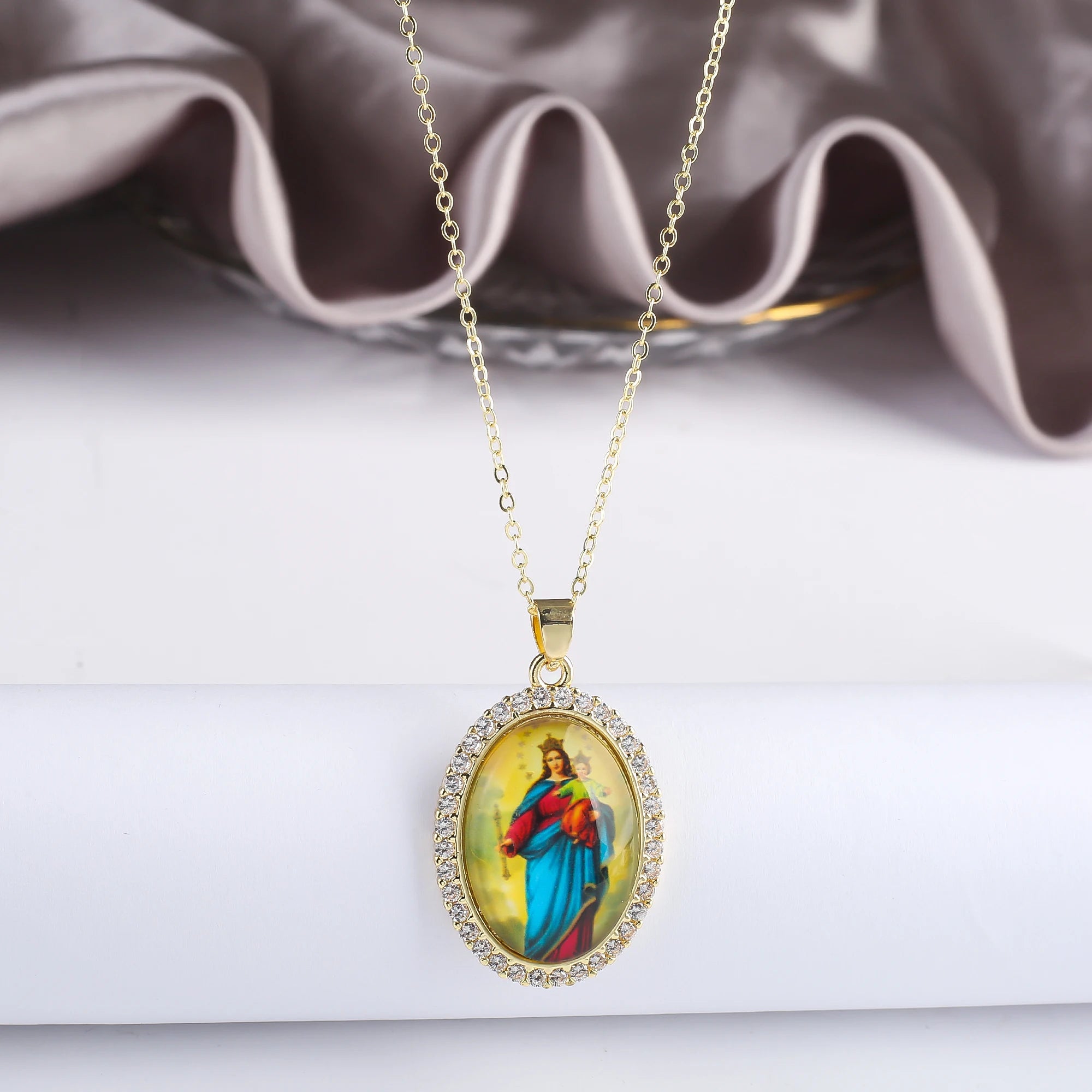 9 Style Acrylic Religious Figures Gold Plated Zirconia Pendant Necklace Classic Prayer Jewelry Anniversary Gift for Women Men9 S Qme 3