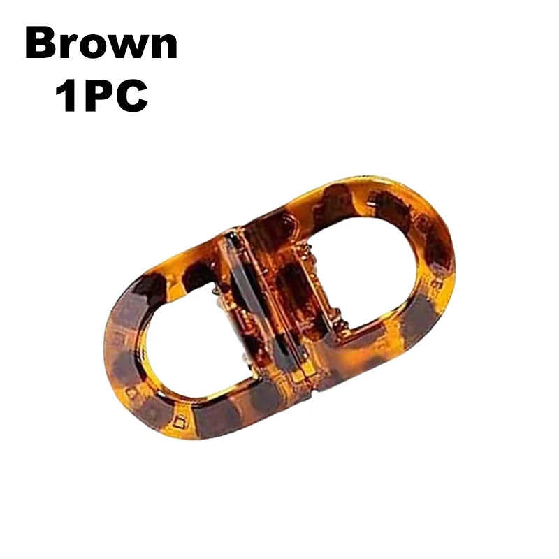 Magnetic Hair Clips Strong Hold Professional Salon Sectioning Clips Non-Slip Styling Clips for Women Girls Hairstyling Tools Set Qme Brown-1PC