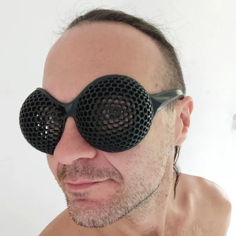 Insect Compound Eye Mesh Sunglasses Retro Grid Design Fun Summer Qme