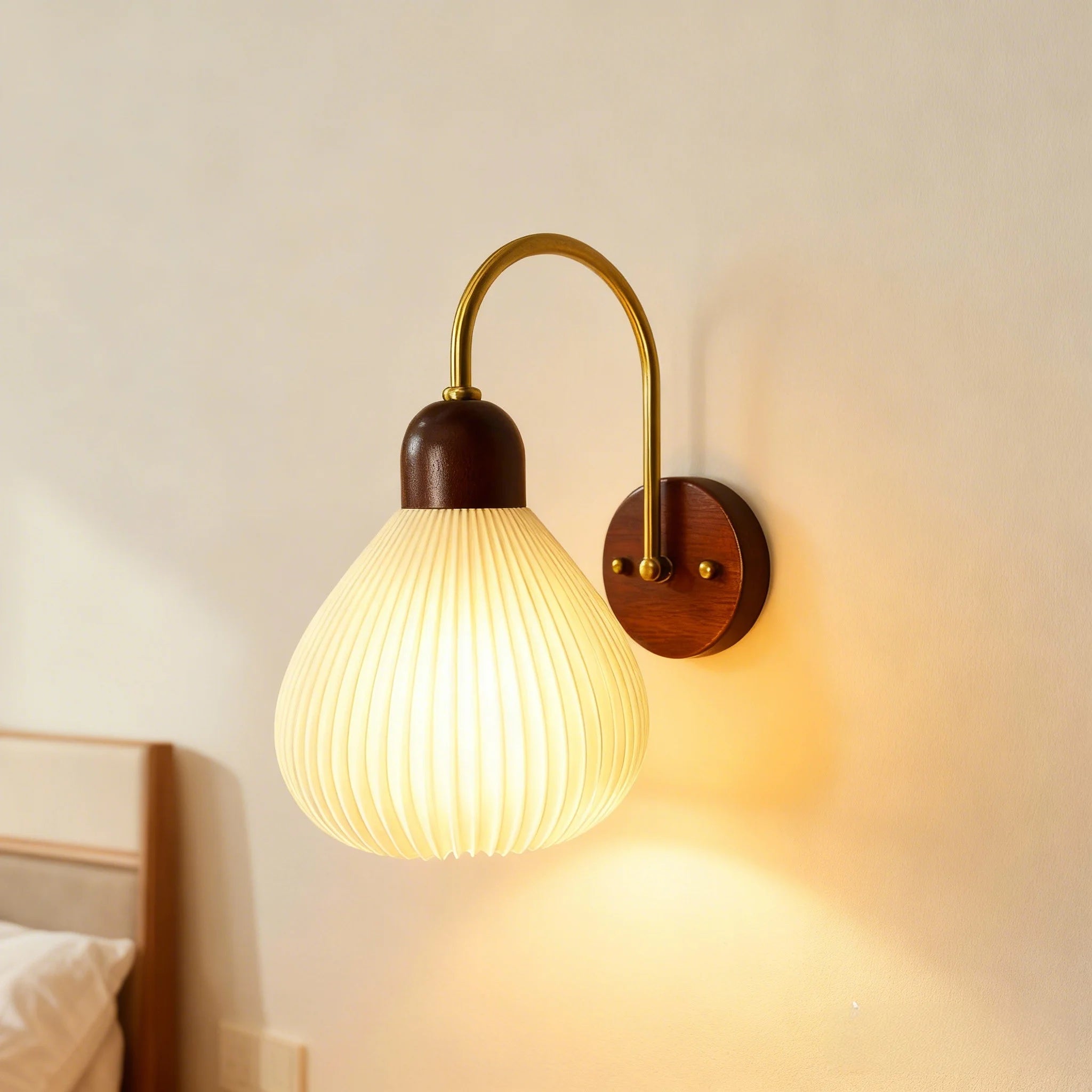 Indoor Retro E27 Ceiling Lamps for Foyer Corridor Gold Vintage Surface Mounted Ceiling Lights for Kitchen Dinning Room 110-220V Qme