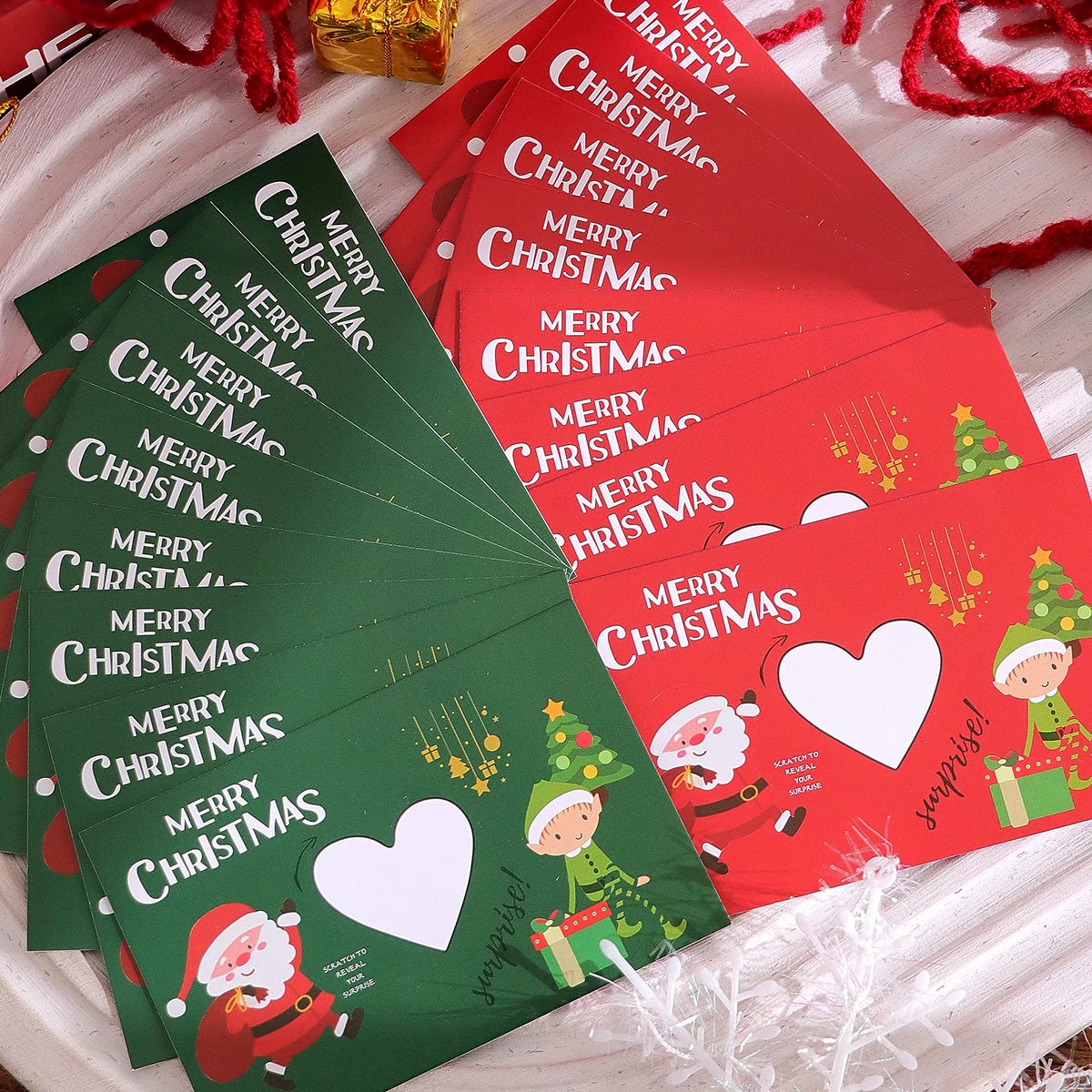 10Pcs/20Pcs Creative Merry Christmas Themed Lucky Scratch-Off Cards, Cute Cartoon Santa Claus Design Surprise Greeting Cards Qme 10Red 10Green