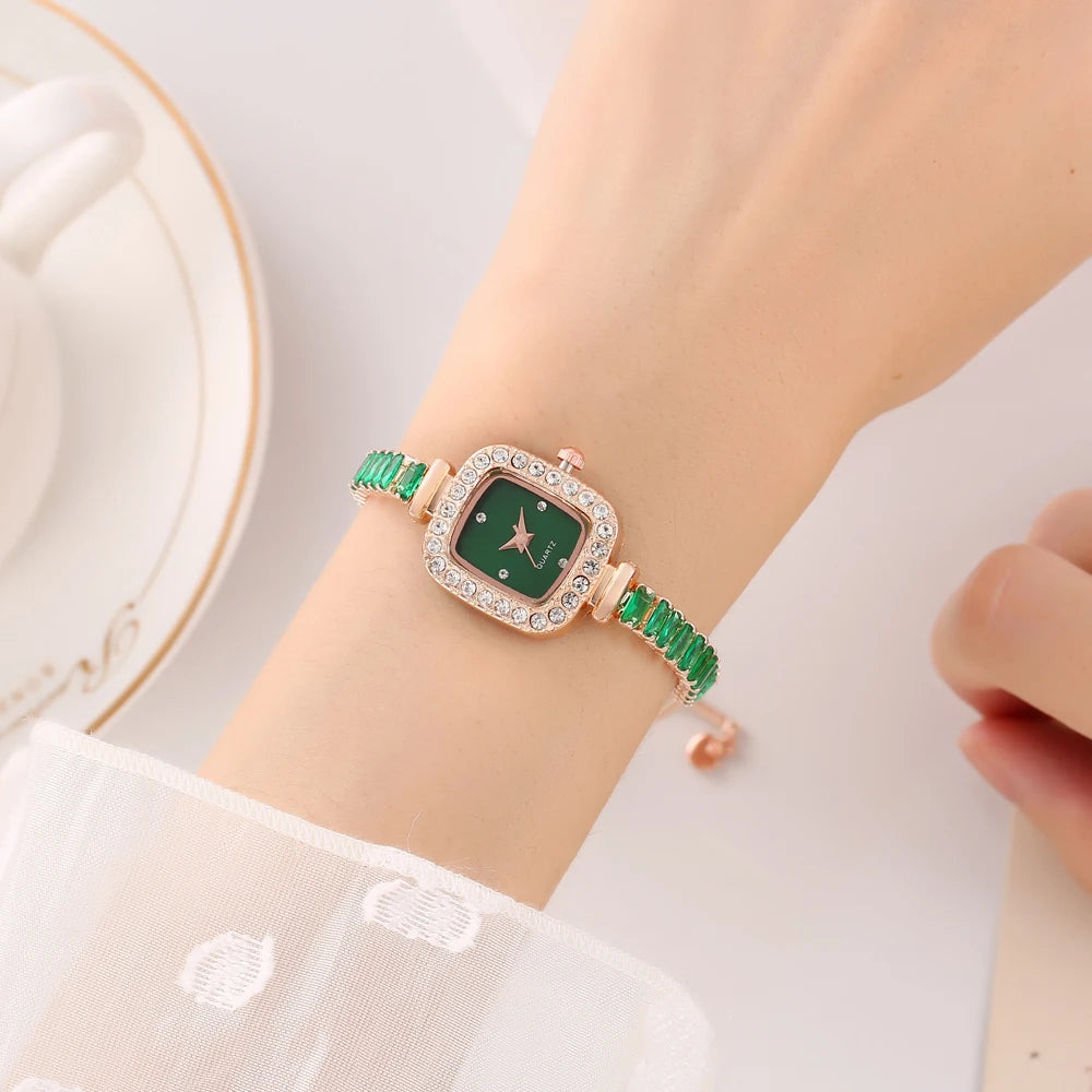 New Fashion Solid Color Zircon Fine Strap with Diamond Set Women's Watch, Free Adjustable Bracelet, Women's Style Qme 4