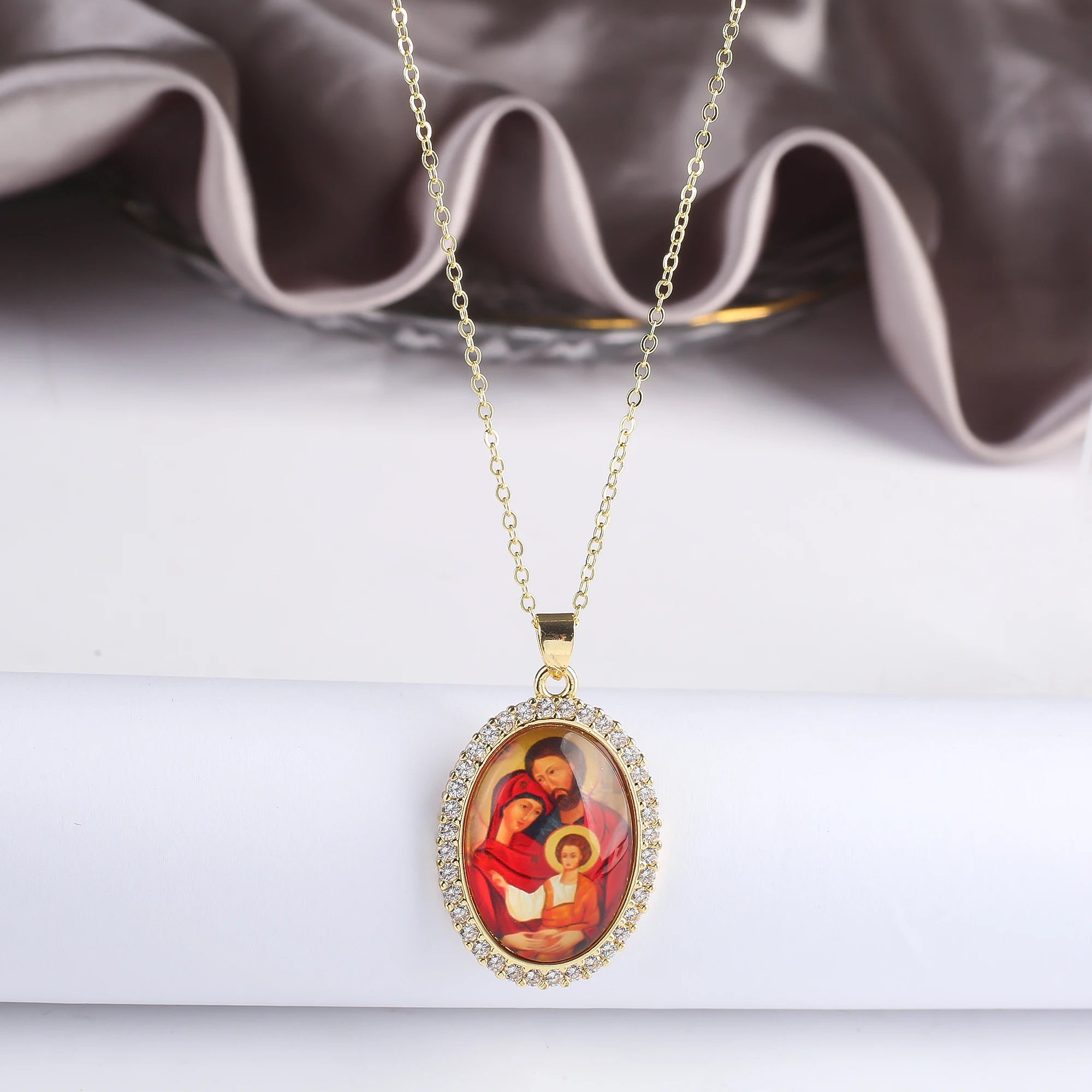 9 Style Acrylic Religious Figures Gold Plated Zirconia Pendant Necklace Classic Prayer Jewelry Anniversary Gift for Women Men9 S Qme 8