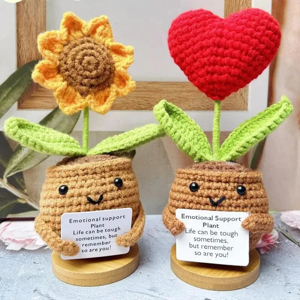 1PC Positive Energy Heart Flower Hand-woven Dolls Home Room Decor Hug Pocket Knitting Doll Positive Card Desktop Ornament Gifts Qme