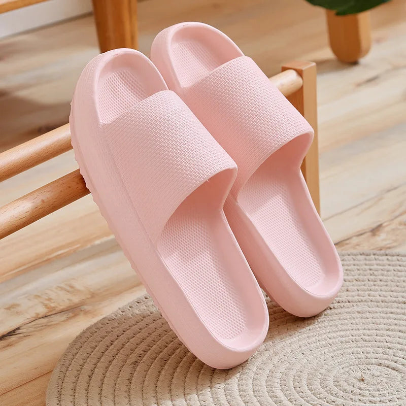 Women Thick Platform Cloud Slippers Eva Cfortable Non-Slip Home Slides Women Summer Lightweight Soft Sole Sandals Flip Flops Qme