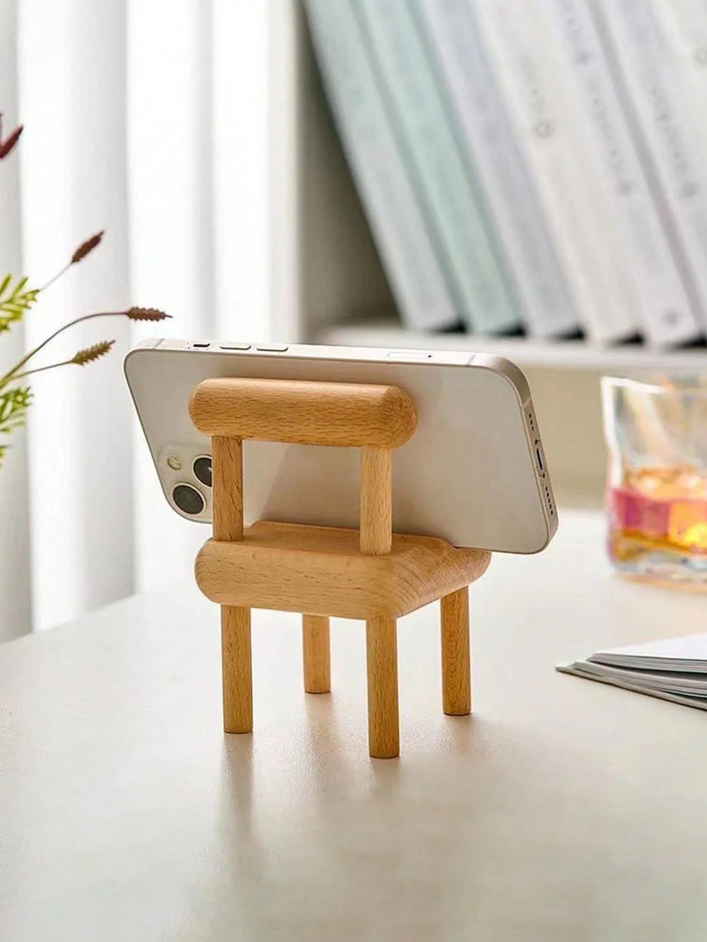 Lazy Person's Phone Holder Watching Shows Universal Tablets Wooden Qme
