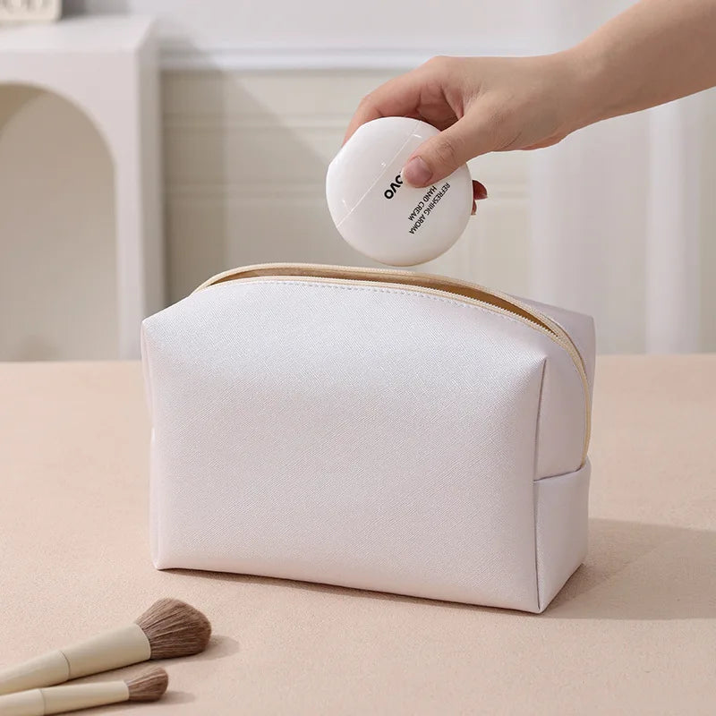 A 1pcs PU Leather Portable Toiletry Bags Waterproof Travel Make Up Bags for Women Small Medium Large Cosmetic Organizer Bags Qme