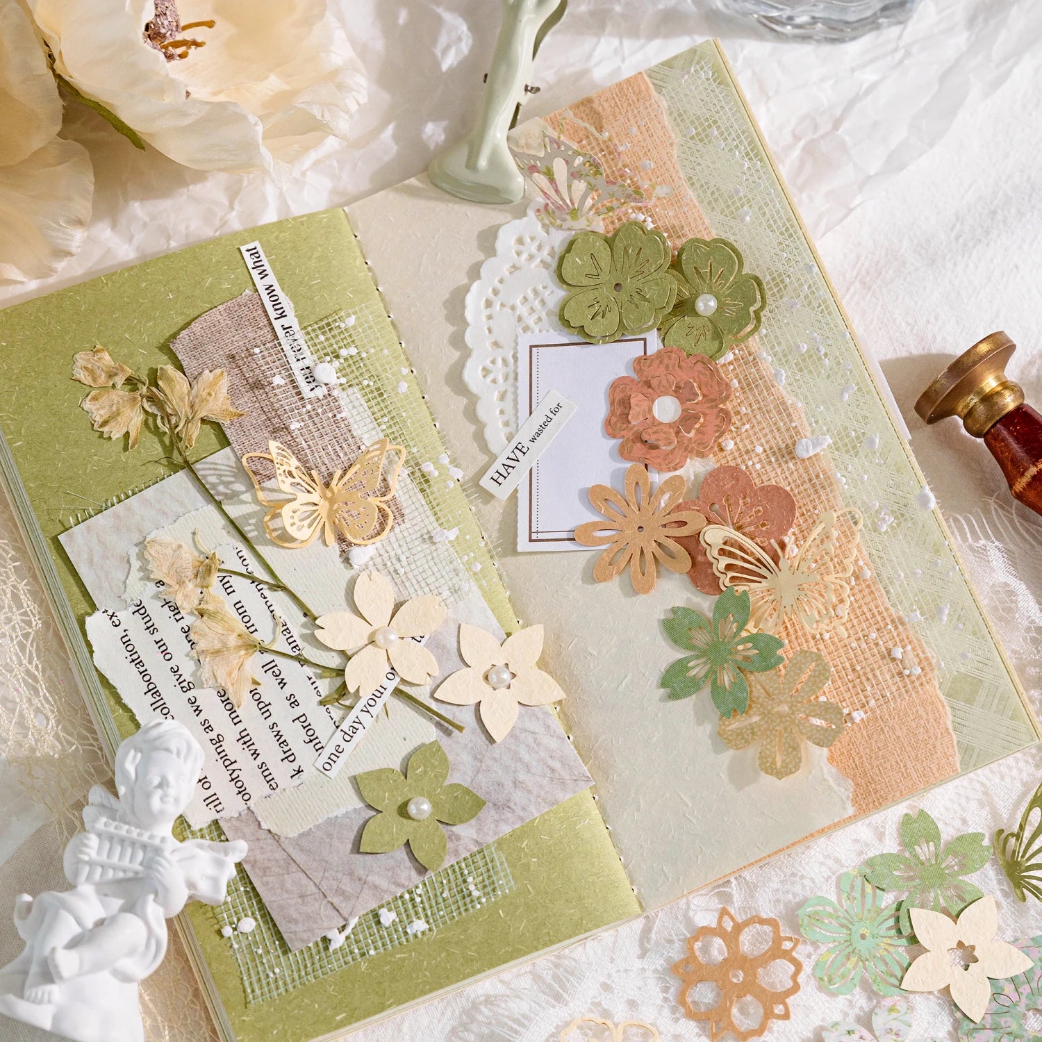 50 pcs Vintage Lace Hollow Frame Floral Material Paper Junk Journal Planner Scrapbooking Decorative Photo Albums Craft Supplies Qme