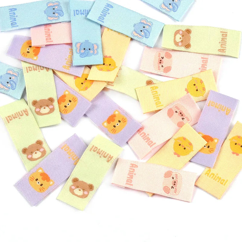 50pcs 39x15mm Kawaii Cartoon Piggy/Bear/Chick Embroidery Labels Kid Clothes Tags Sewing Accessories DIY Crafts Handmade Supplies Qme