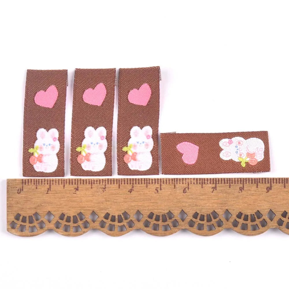 50Pcs Kawaii Rabbit Heart Labels For Clothing Accessories Kid Garment Tags DIY Crafts Sewing Supplies Handmade Decorative c3574 Qme