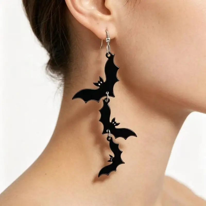 Black Bat Dangle Earrings Hypoallergenic Stainless Steel Hooks Gothic Jewelry for Halloween Cosplay Party Qme