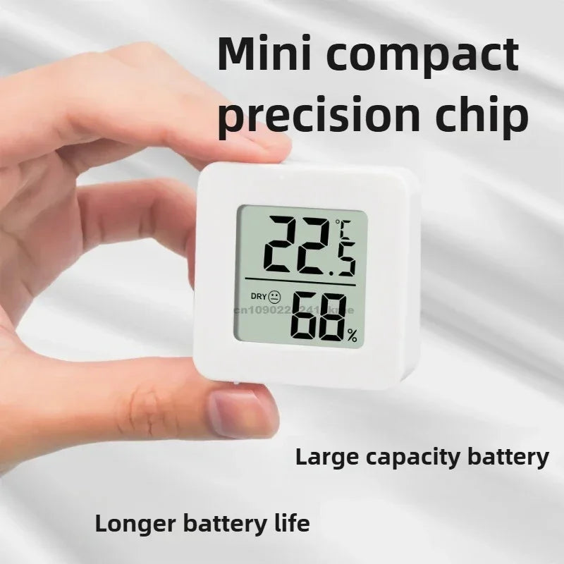 Mini Electronic Temperature and Humidity Meter Car Thermometer with Smiling Face Display Refrigerator Thermometer Qme
