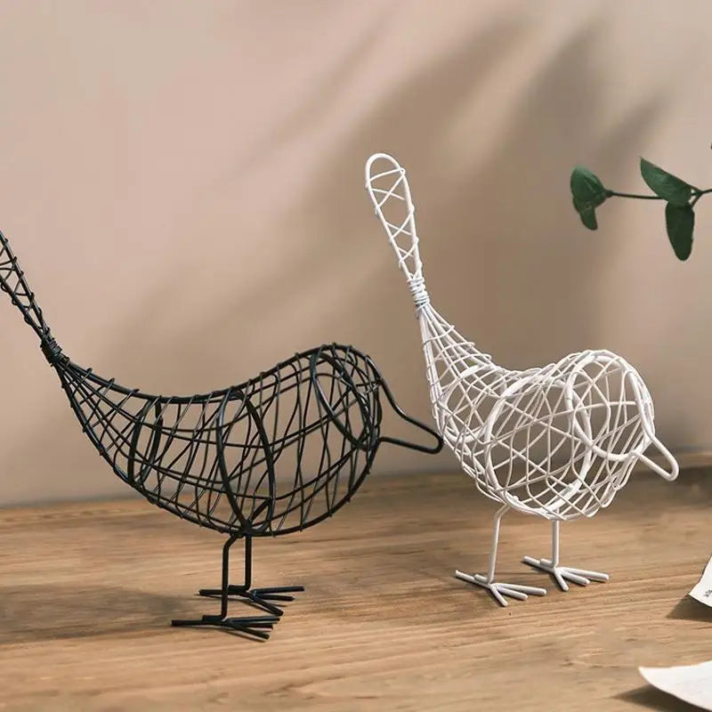 Minimalist Iron Hollowed Out Bird Creative Foyer Living Room Decoration Home Wine Cabinet Decor Metal Bird Desktop Decor Gift Qme