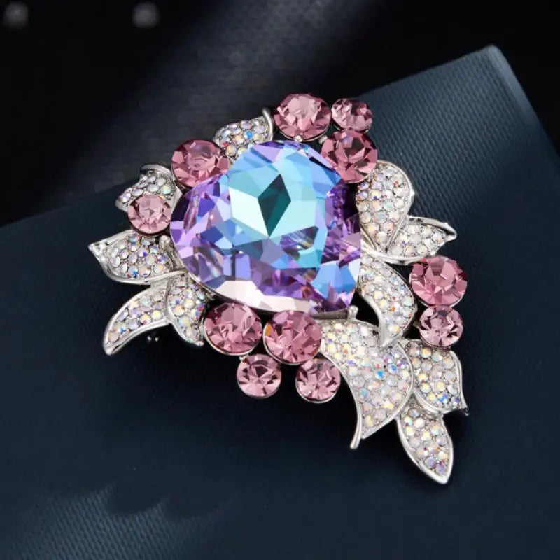 Fashion Exquisite Rhinestone Crystal Flower Brooch For Women Clothing Coat Jewelry Accessries Gifts Qme A5