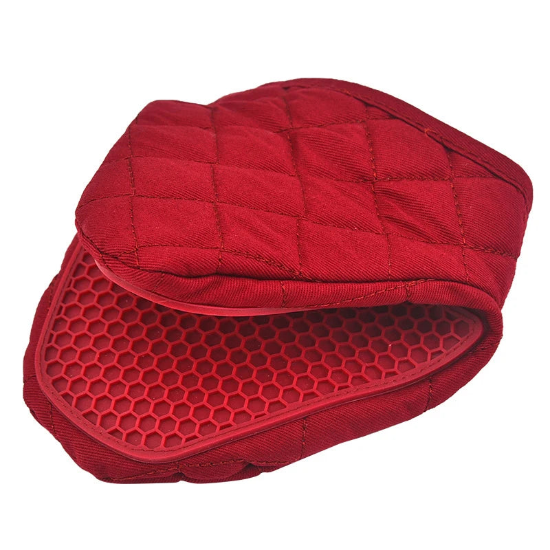 Anti Scald Oven Gloves Kitchen Multi Purpose Fish Shaped Silicone Qme Red