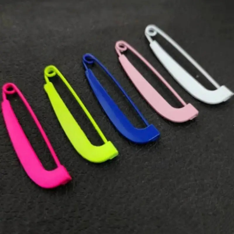 2Pcs Waist Buckle Fluorescent Pin Silk Scarf Buckle Korean Style Corsage Brooch Colorful Clothing Accessories Sweater Pants Pin Qme