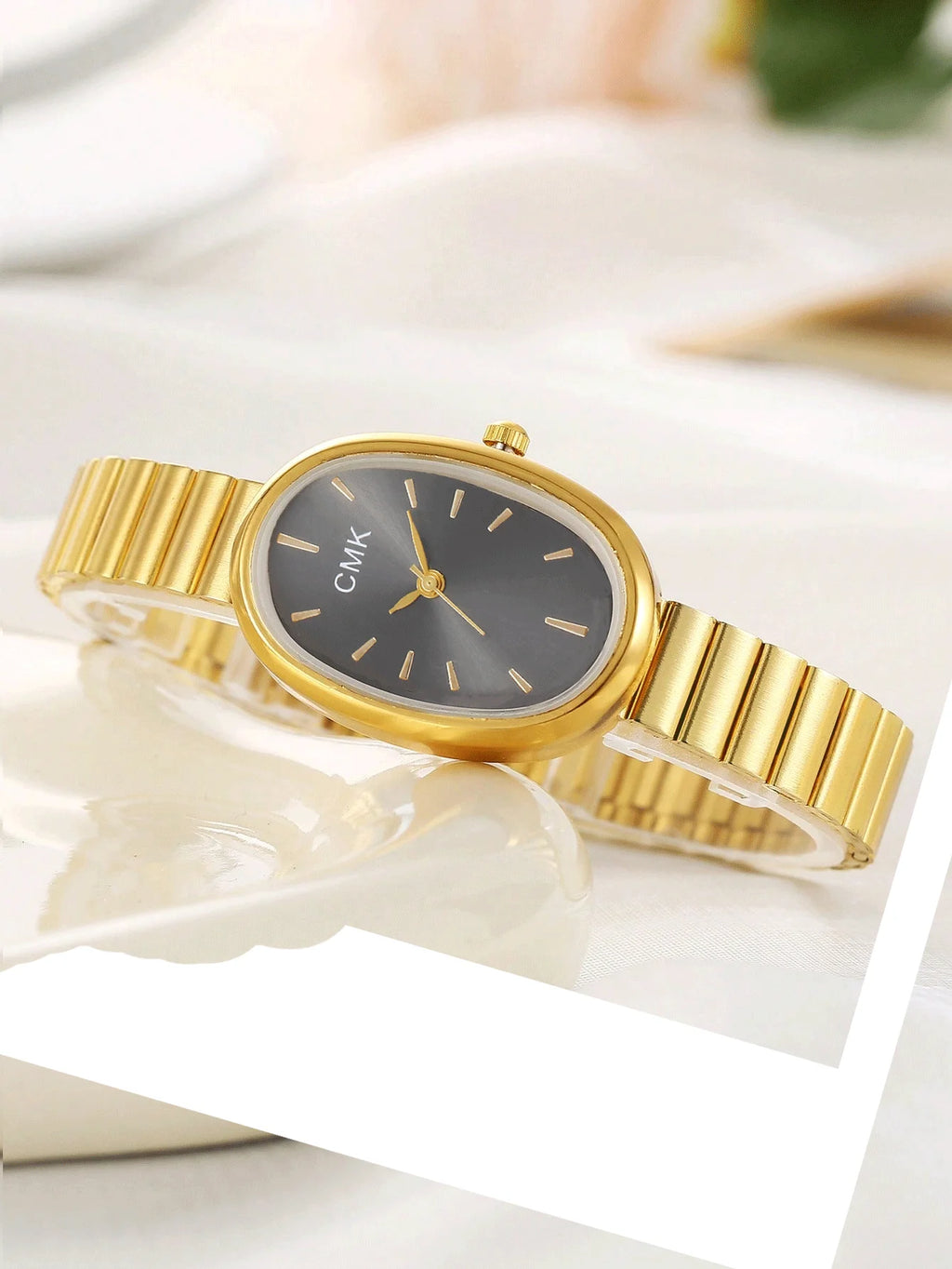 2-piece oval quartz watch set for women's light luxury casual women's watch alloy movement women's watch set Qme