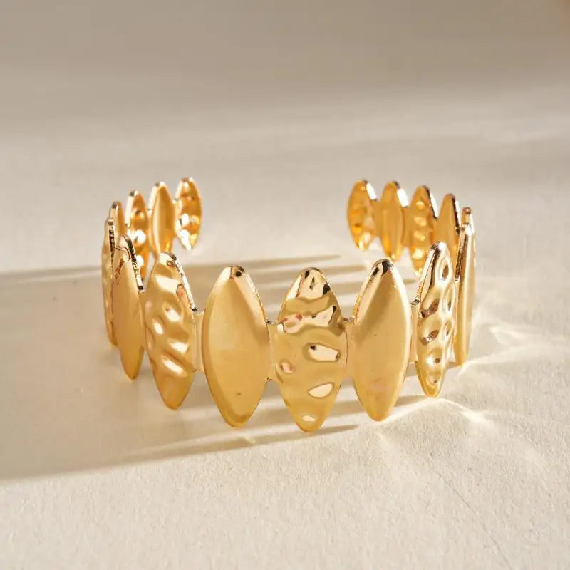 Vintage Ginkgo Leaf Butterfly Open Cuff Bangle Gold Silver Wide Statement Bracelet For Women Boho Party Jewelry Qme A7