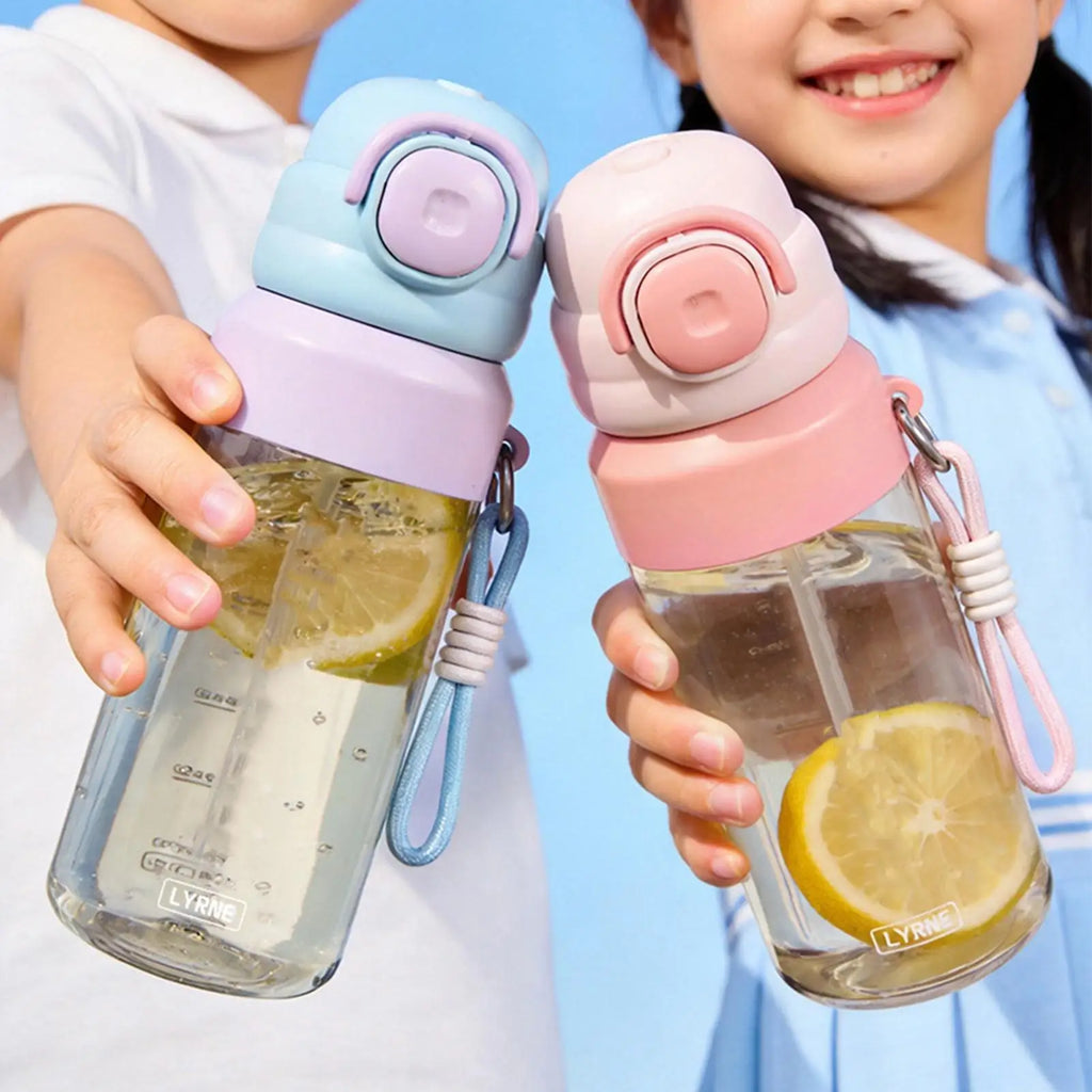 Sport Bottle Straw Spout Leak-Proof Drop-Resistant Drinkware Outdoor Bottle With Water Misting For Teens Students Men Fitness Qme
