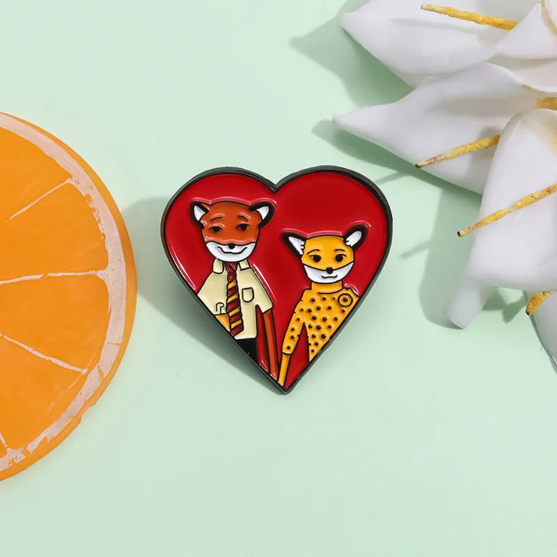 The Fantastic Mr Fox Couple Love Heart Brooch Enamel Pin Comedy Movies Badge Lapel Backpack Jewelry Gift for friend Wholesale Qme