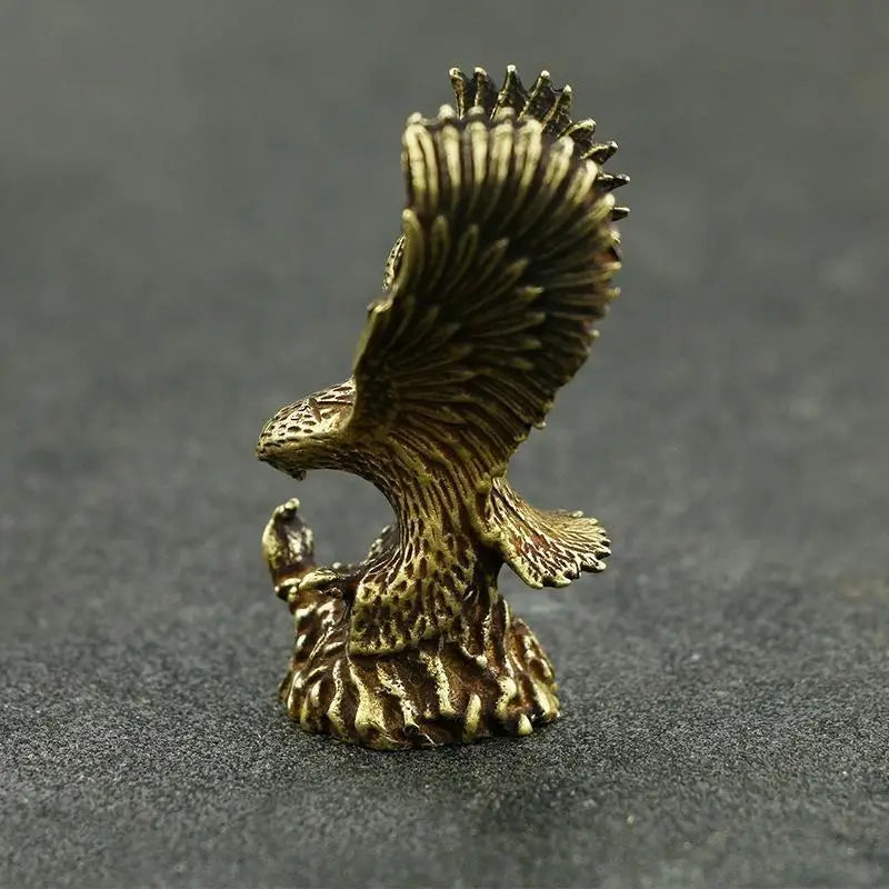 Antique Copper Eagle Statue Vintage Brass Animal Figurine Small Desk Decor Home Accessories Gift Ornament Crafts Qme