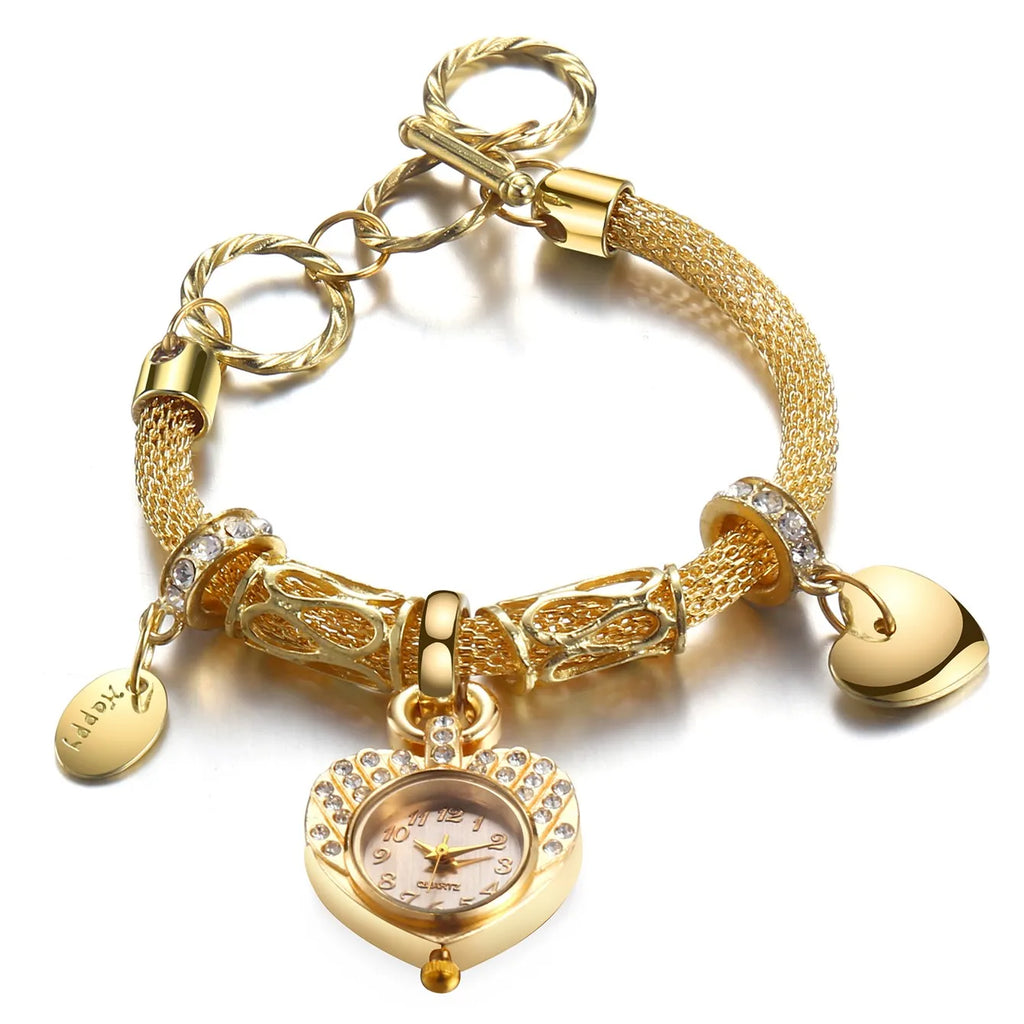 Luxury Rhinestone Heart Dial Women's Watch Fashion Ladies Bracelet Quartz Watches Qme