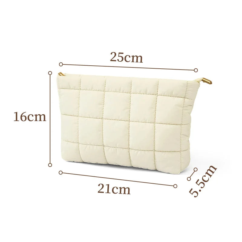 A New cute plush cosmetic bag, travel skin care product storage bag, high-looking female mobile phone large capacity storage bag Qme Beige