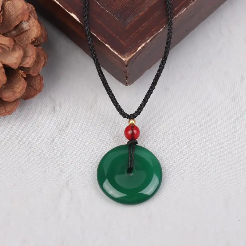 Natural Green Jade Donut Charm Necklace Ice Embellish Green Pendant Necklaces Simple Fashion Jewelry For Women Men Gifts Qme