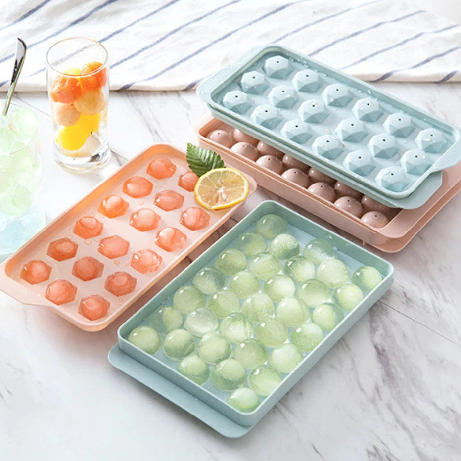 3D Round Ice Cube Tray with Lid Plastic Diamond Style Ice Mold Refrigerator Spherical DIY Moulds Ice Ball Maker Kitchen Tools Qme