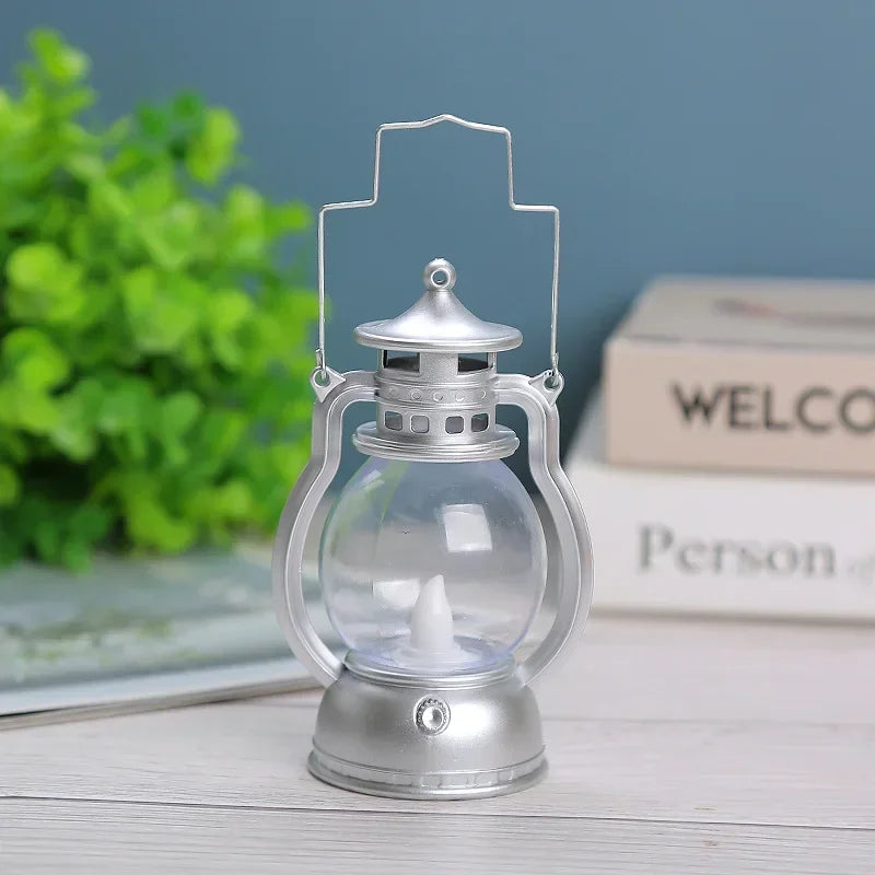 New Retro Portable Lantern Vintage LED Light Christmas Decoration Halloween Electronic Candlestick Bar Atmosphere Layout Light Qme silver 4inch