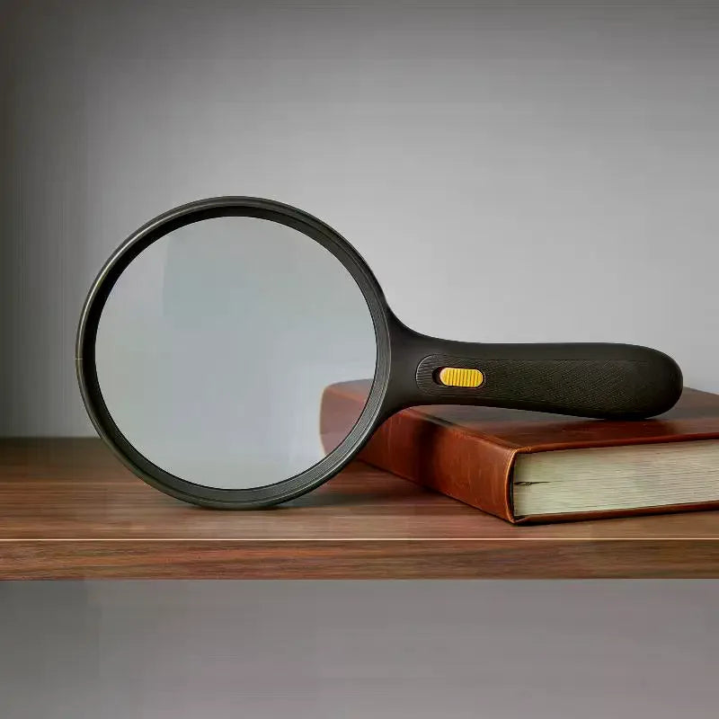 HD Gift Reading Magnifier With LED, Extra Large 138mm Lens, With 3 LED Lights Reading Magnifier Qme