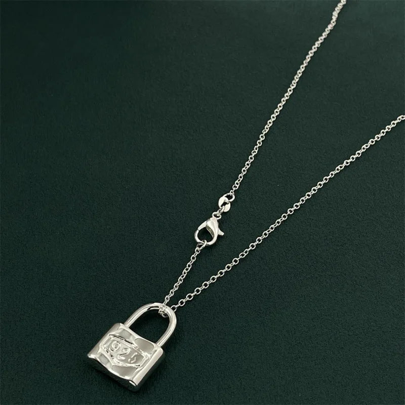 New Charms 925 Sterling Silver Luxury Lock Lovely Necklace for Women Fashion Party Gift Affordable Jewelry Boutique Accessories Qme