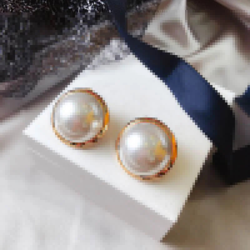 Korean Big Round Simulated Pearl Stud Earrings For Women New Classic Elegant Earings Fashion Jewelry Wholesale Qme