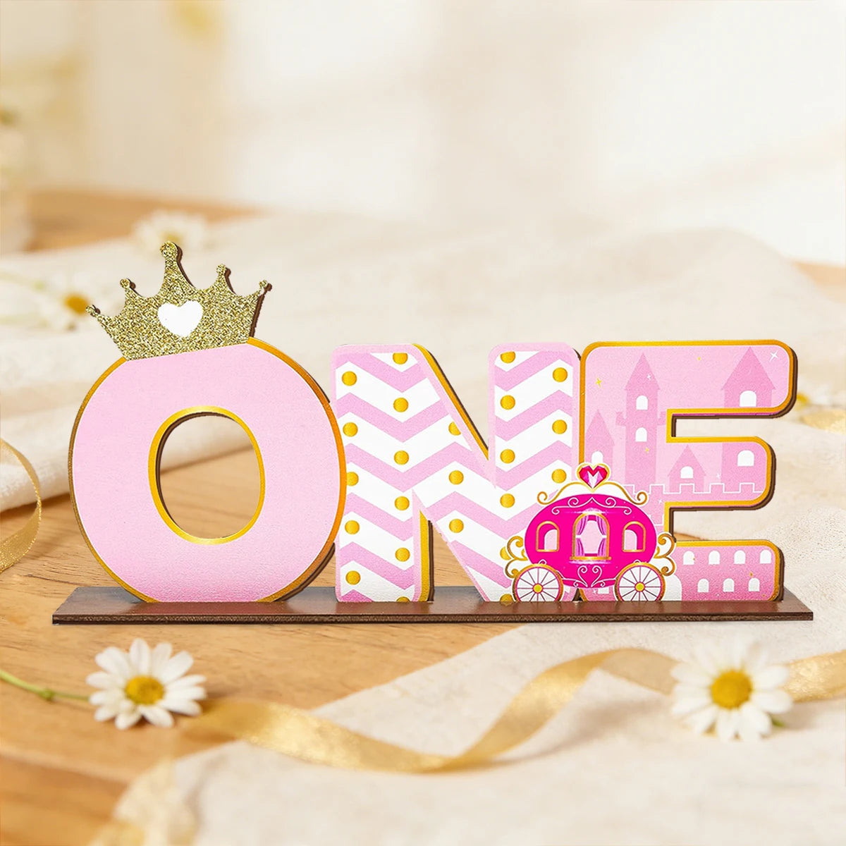 1SET 2D Pink Princess Style "ONE" Letter Wooden Desktop Decoration, Crown Carriage Castle Pattern, Warm Birthday Desktop Gift Qme Default Title