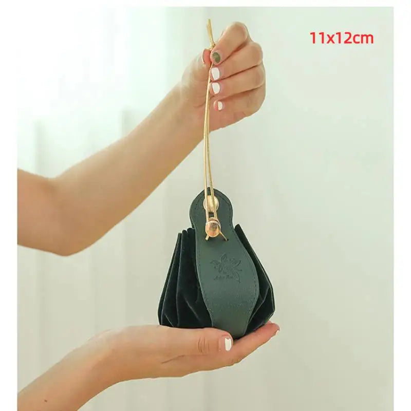 Velvet Drawstring Bag Embossed Floral Pattern Jewelry Storage Pouch Candy Bags For Wedding Party Favors Packaging Organizer Qme size1 D