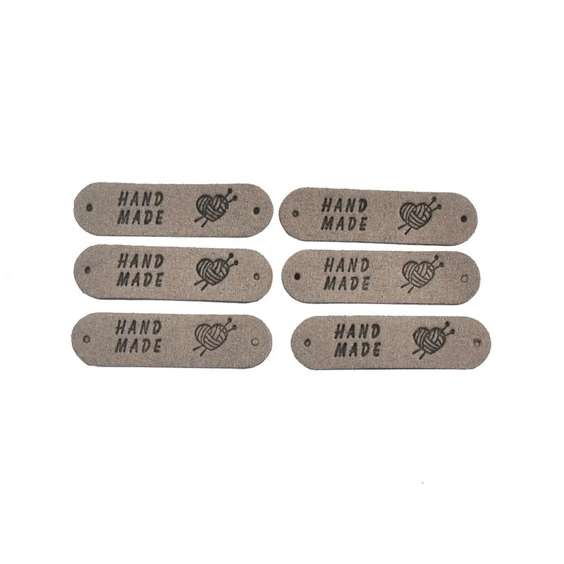 20Pcs 4.5x1.2cm 15Colors Mixed Leather Embossed Labels Sewing Accessories 2holes Garment Tag Handmade DIY Clothes Material c4017 Qme 13-20Pcs