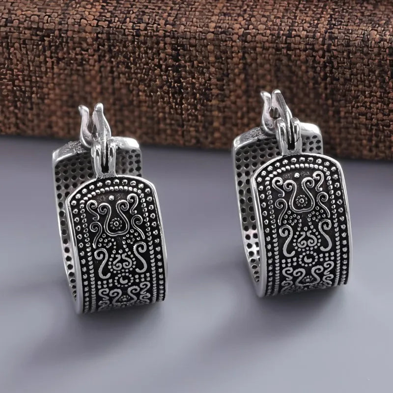 925 Sterling Silver Textured Flower Earrings for Women Gothic Vintage Simple Trendy Hypoallergenic Jewelry Party Accessories Qme